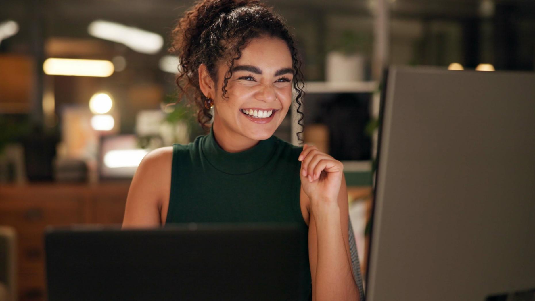 Teilnehmer während einer interaktiven Lerneinheit